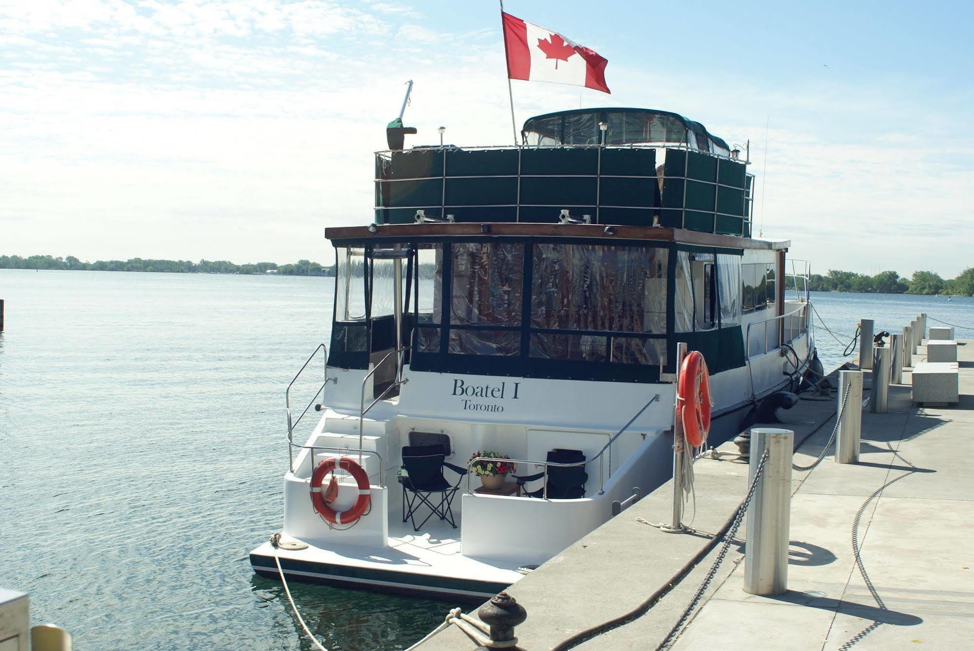 Bed and Breakfast Making Waves Boatel Торонто Екстер'єр фото